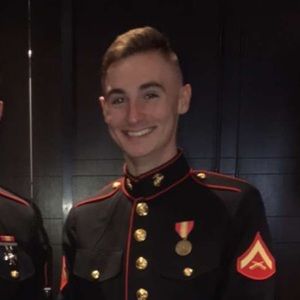 Meet your Posher, Max